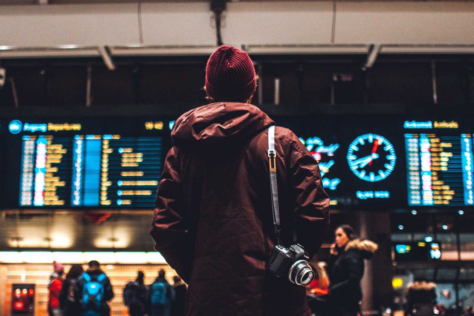 Visual Management - Airport Visual Management at an Airport departure lounge